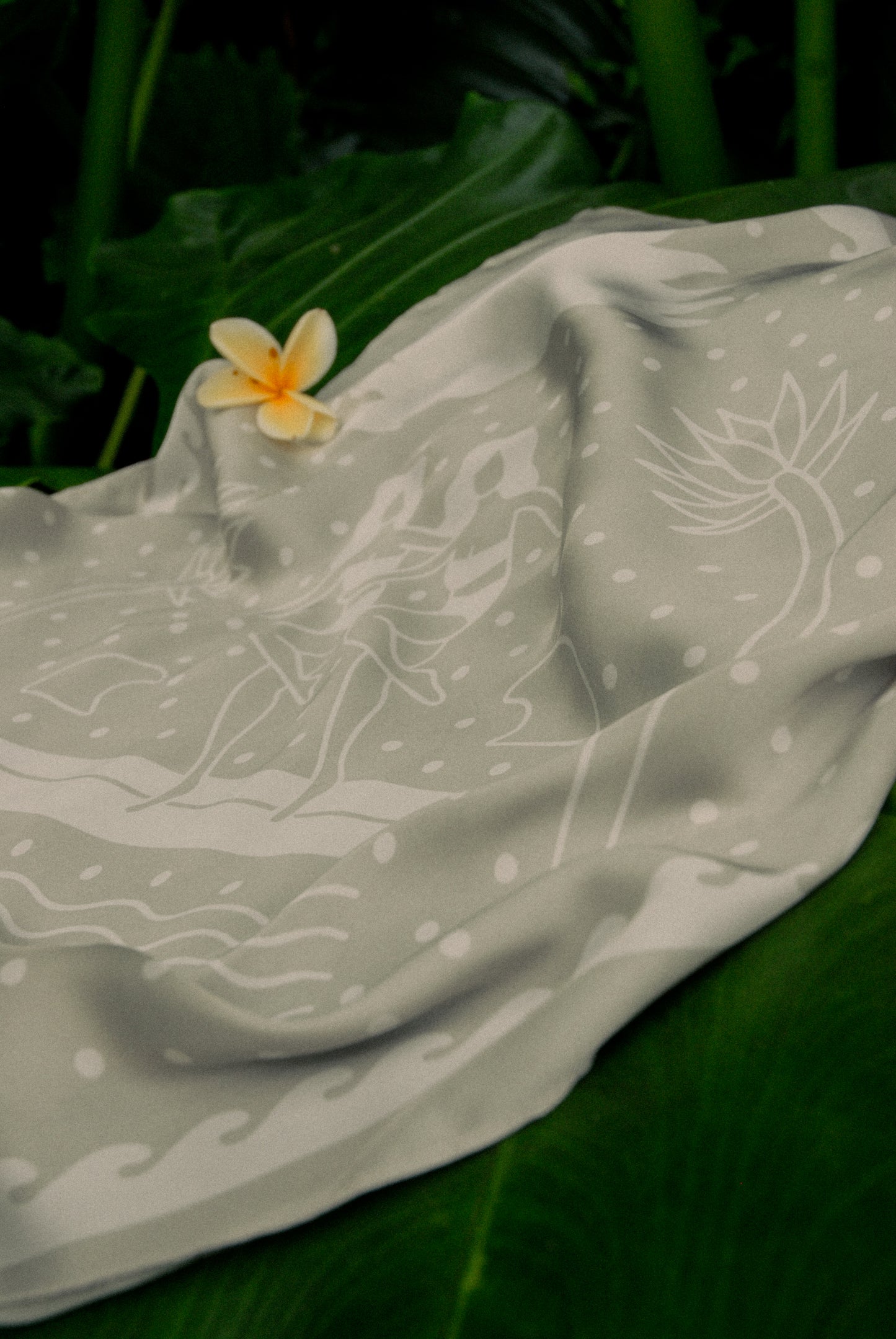 DAWNWAVE DANCER HEADSCARF