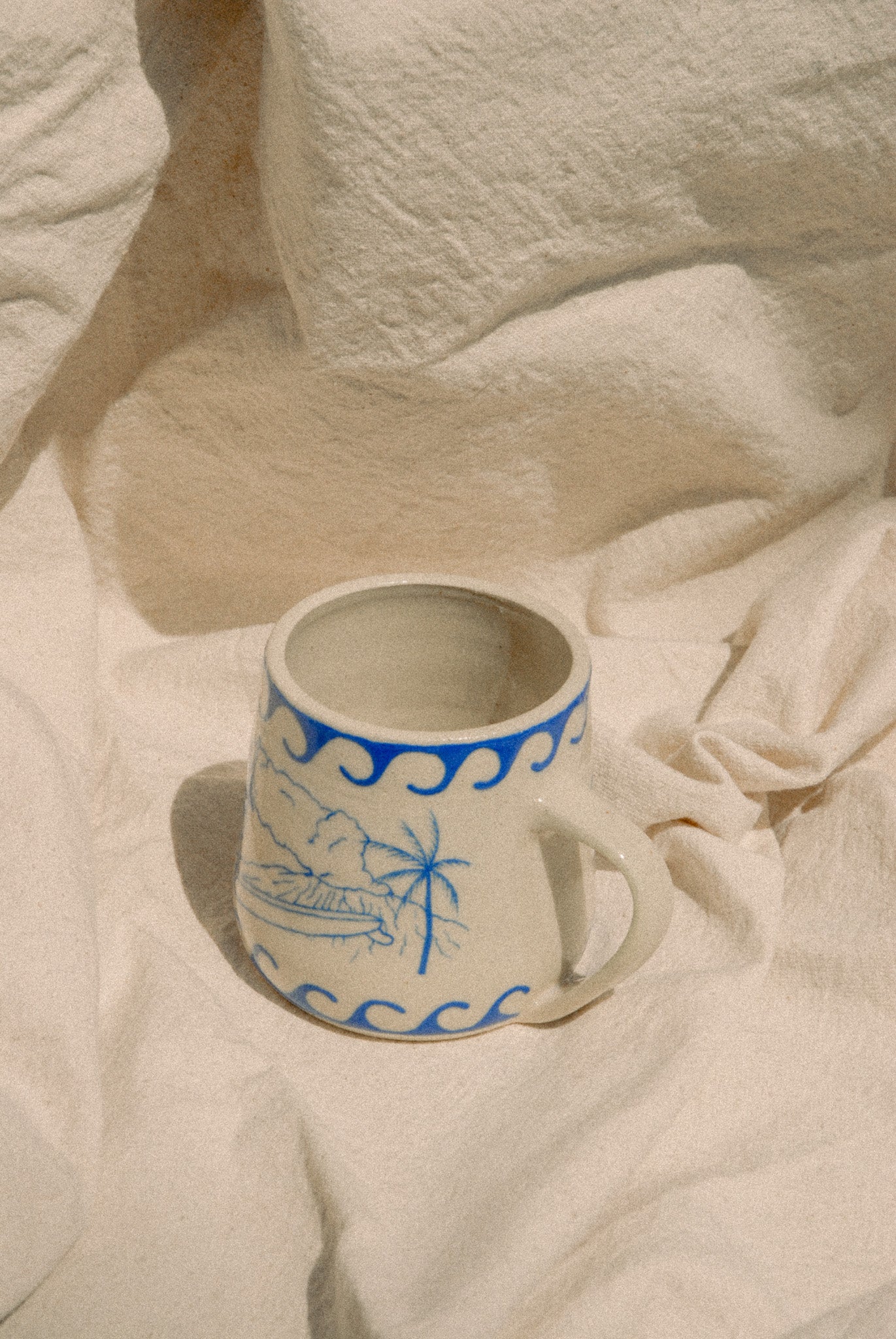 ISLAND OF GODS LARGE MUG