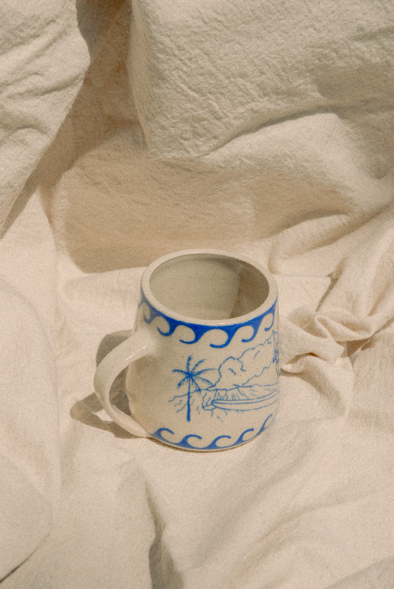 ISLAND OF GODS LARGE MUG
