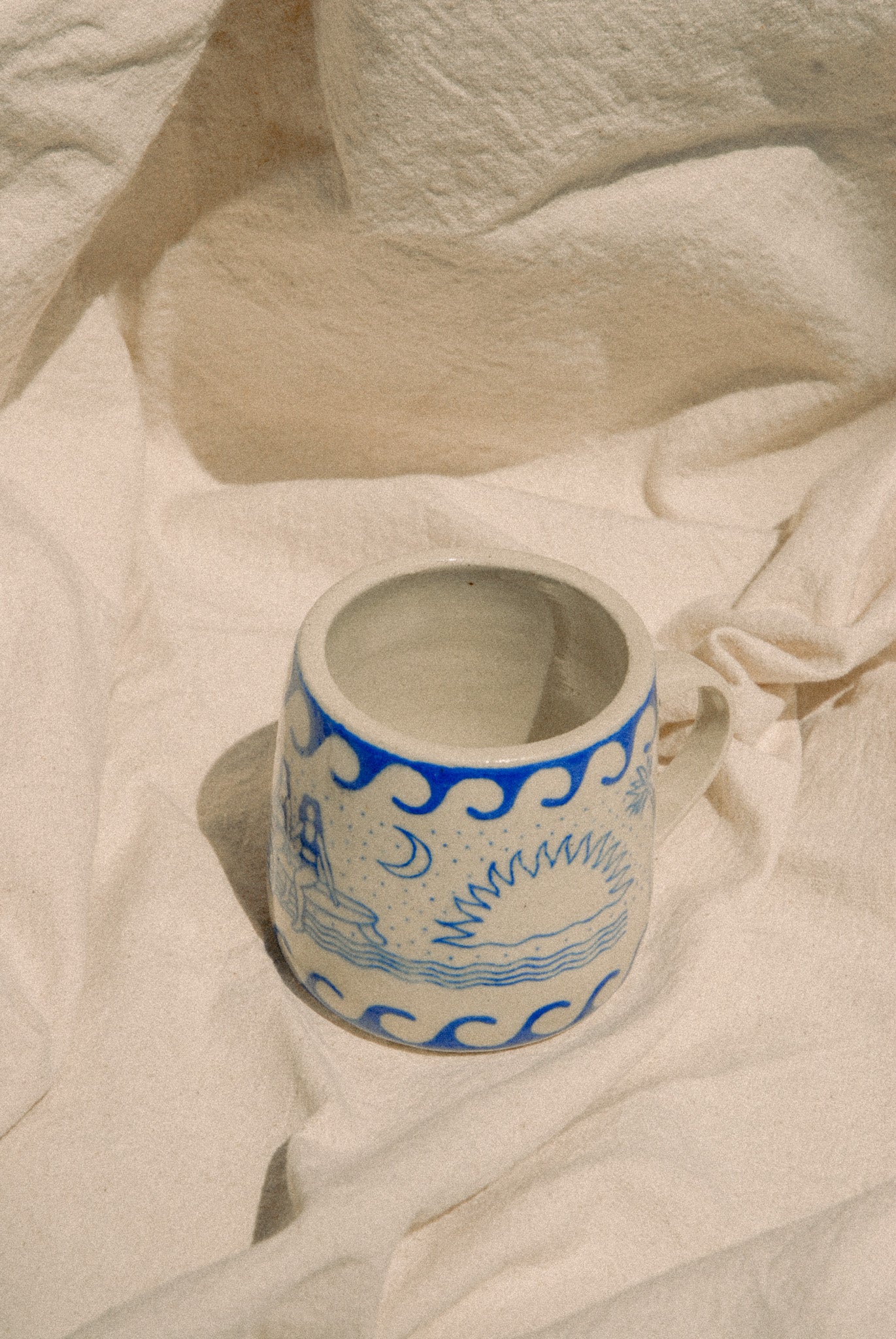 DAWNWAVE DREAMS LARGE MUG