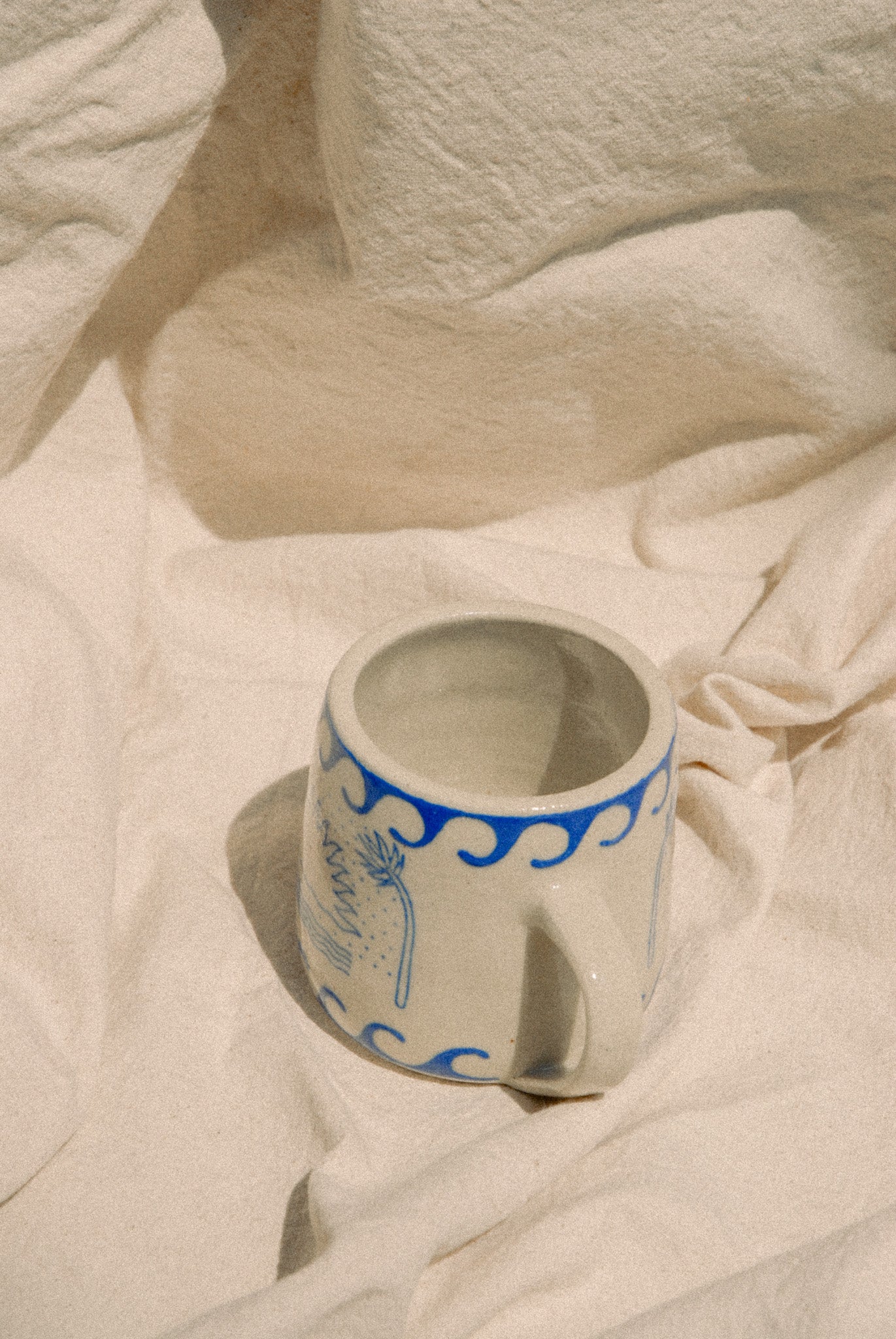 DAWNWAVE DREAMS LARGE MUG