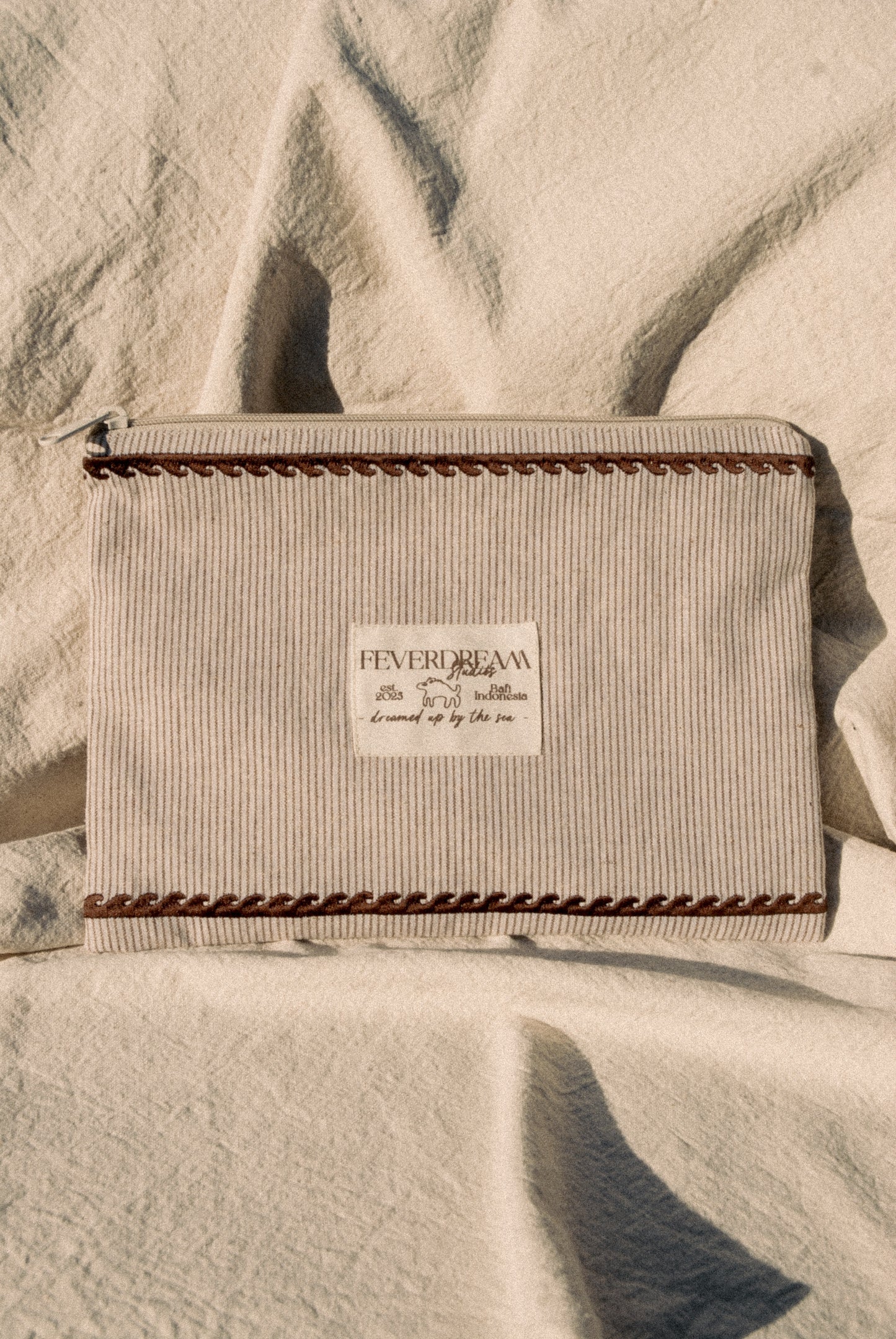 FRANGIPANI - TRAVEL POUCH