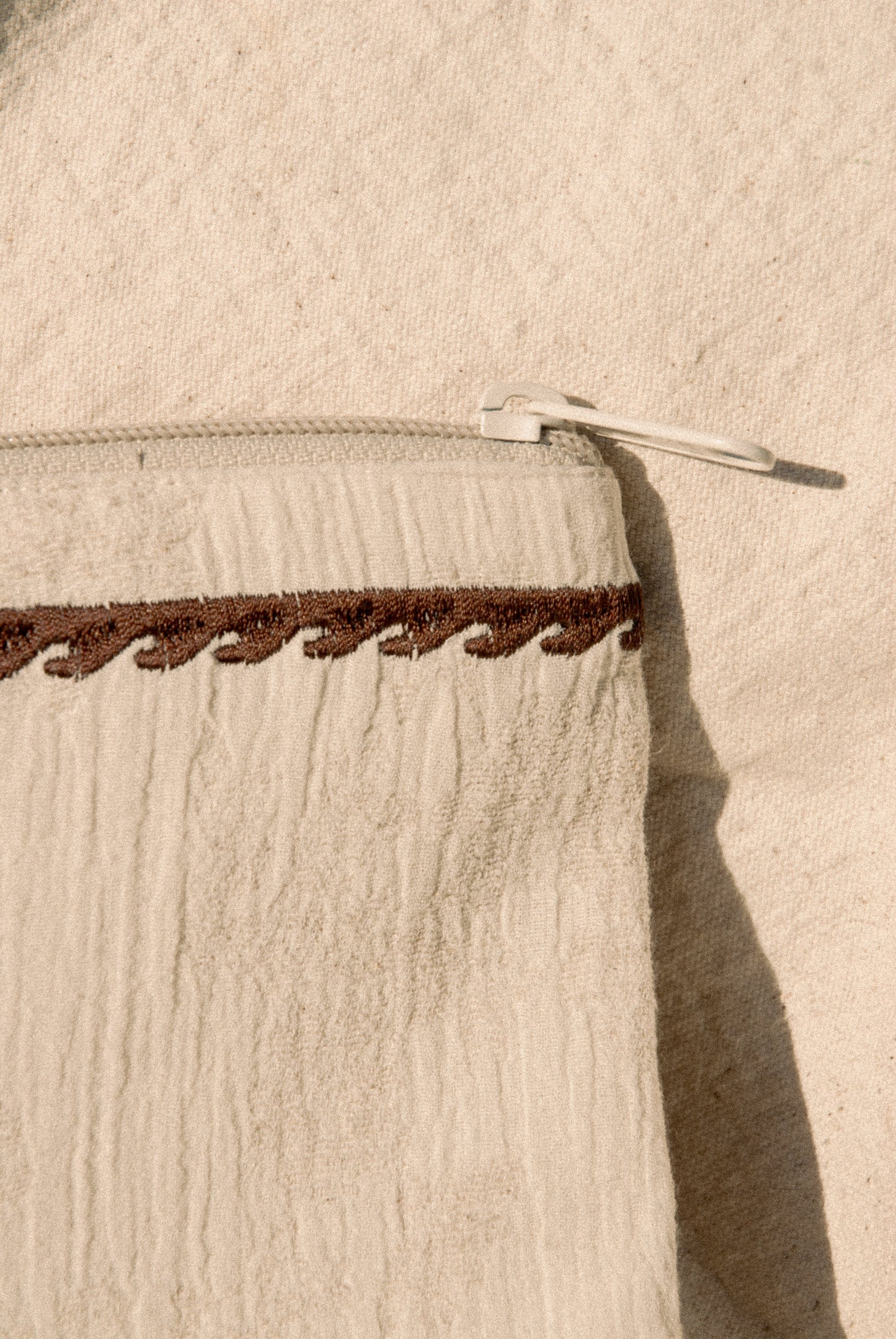 HIBISCUS - TRAVEL POUCH