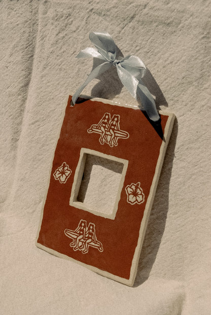 BROWN HIBISCUS - PICTURE FRAME
