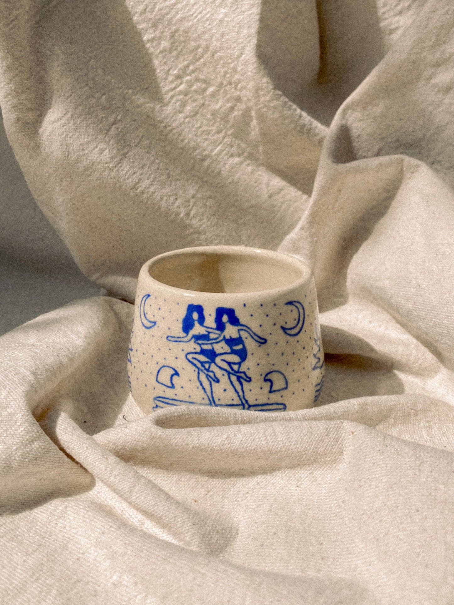 DAWNWAVE DANCER MUG