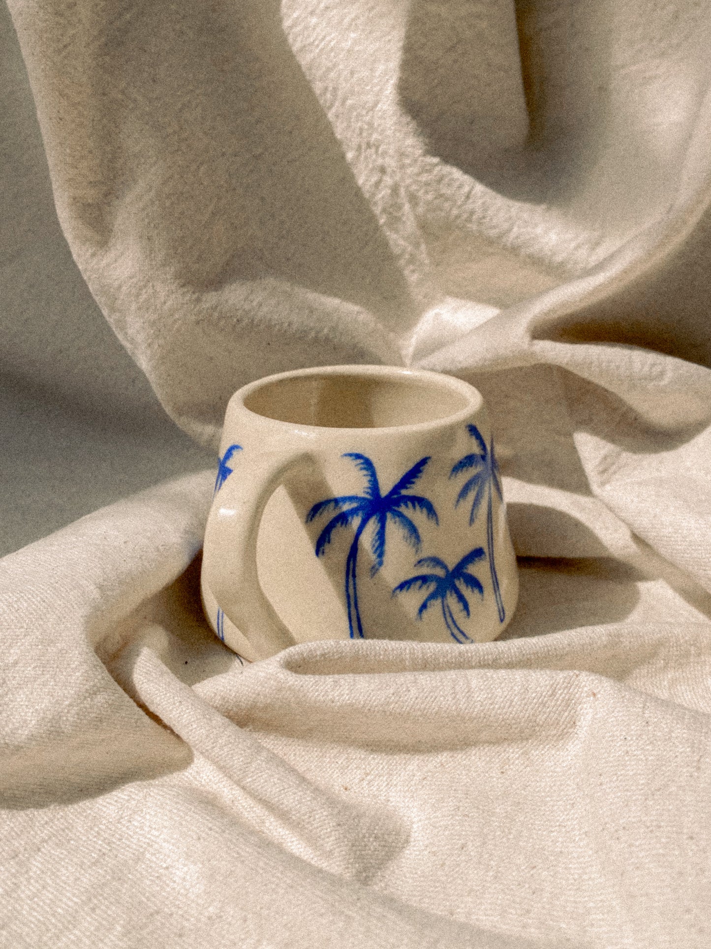TROPICAL TIDES MUG